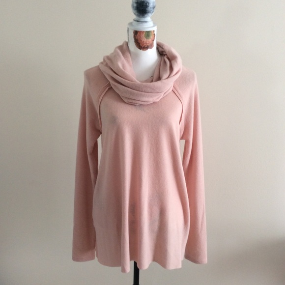 Cozy Cowl Neck Top NWT - Picture 5 of 5